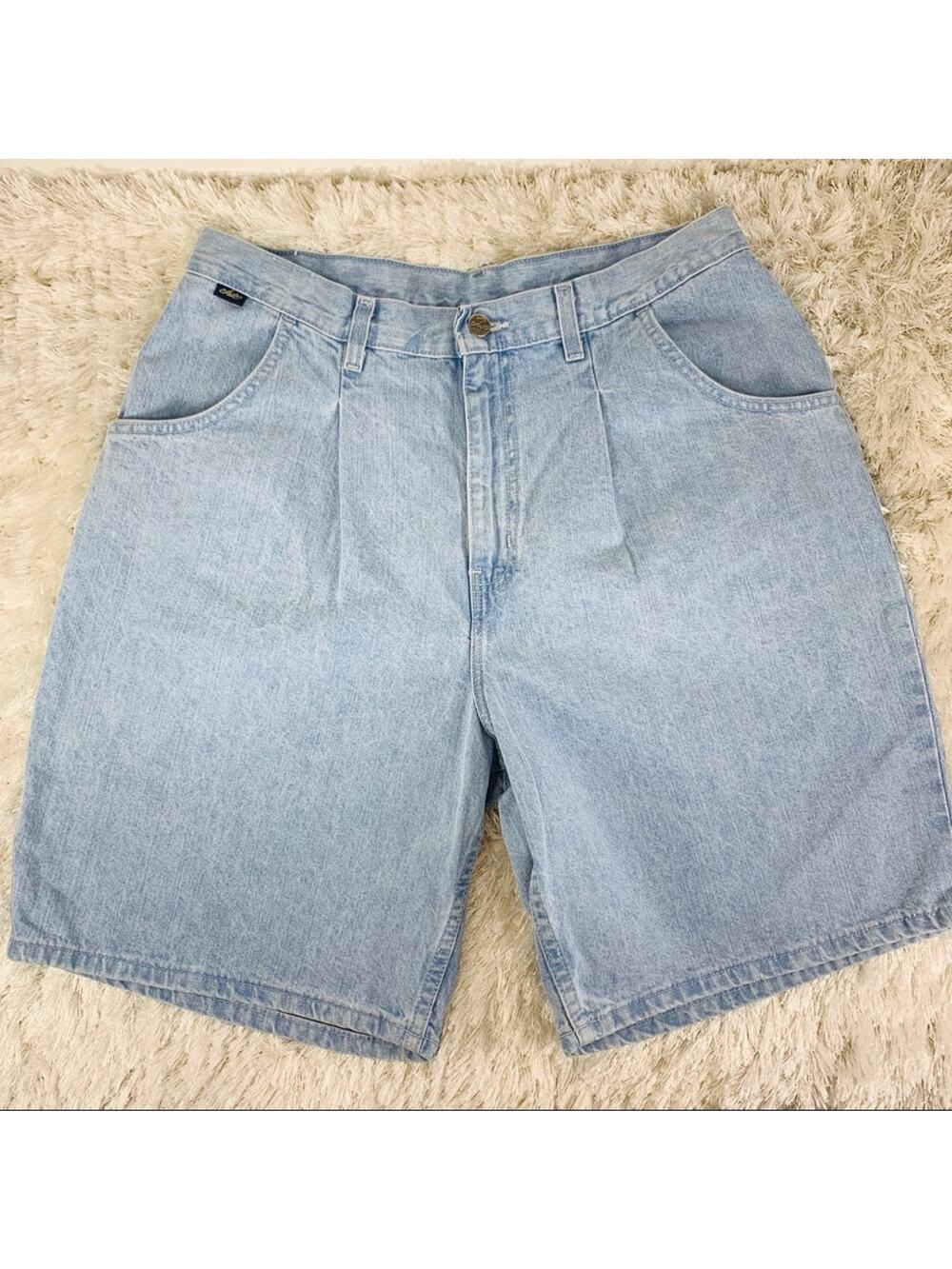 Vintage Chic Pleat Front Jean Short Sz 34" waist